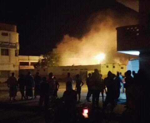دوي انفجار عنيف يهز مدينة عدن بالتزامن مع تحليق لطائرة بدون طيار