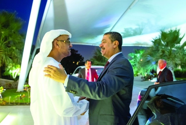 نائب الرئيس اليمني خالد بحاح في لقاء مع الشيخ محمد بن زايد
