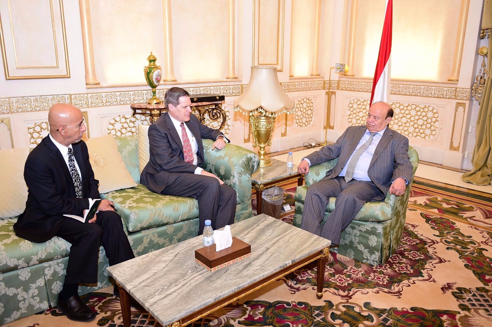الرئيس هادي يتهم الحوثيين بعدم الجدية في إحلال السلام