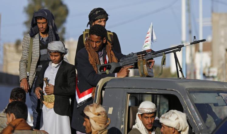ميليشيات الحوثي تختطف 7 من شباب الثورة في إب بعد مشاركتهم في وقفة احتجاجية