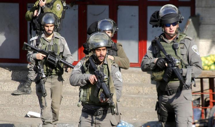 الحاخام الأكبر للجيش الأسرائيلي يبيح اغتصاب الفلسطينيات وقتل المصابين