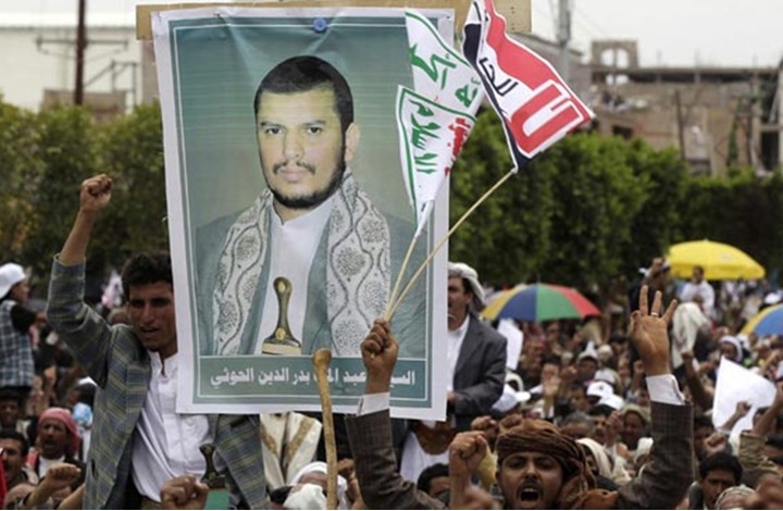 باحث أمريكي: ما يحدث في اليمن هو امتداد للصراع بين الجمهورية والنخبة الزيدية