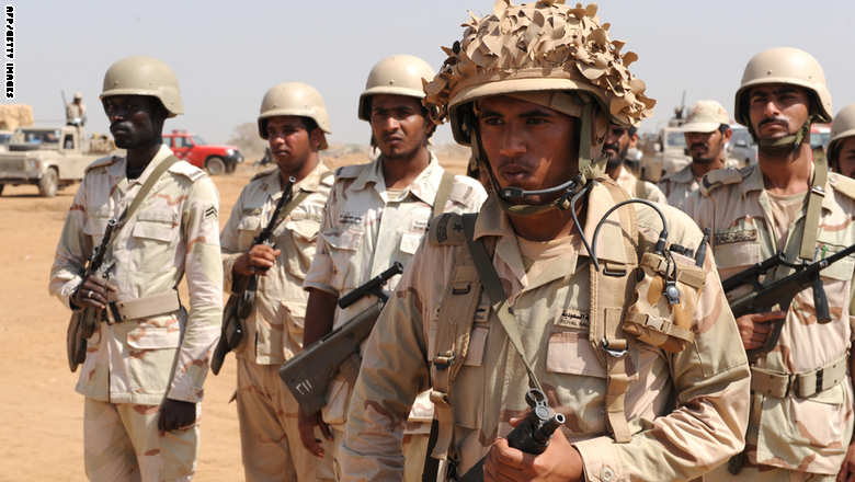 مقتل جندي سعودي وإصابة آخر برصاص مسلحين على الحدود مع اليمن
