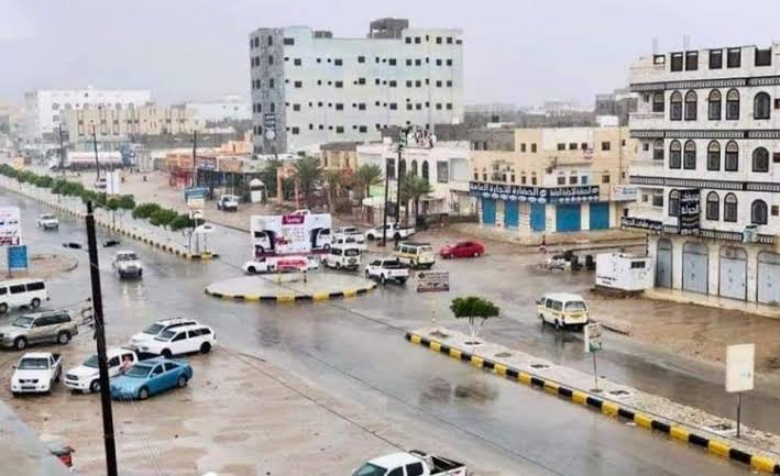 تجهيزات لإنشاء بوابات لمداخل مدينة عتق بمحافظة شبوة 