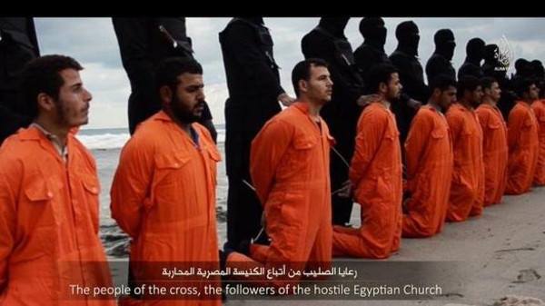 «داعش» تنشر فيديو لقتلها الـ21 مصريا المختطفين في لبييا
