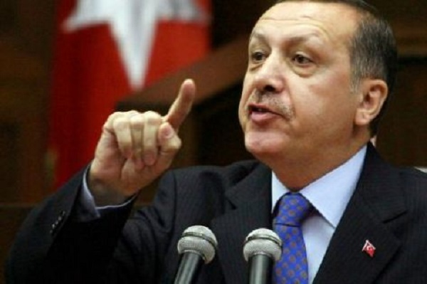 «أردوغان» مخاطباً الغرب : إهتموا بالسوريين كإهتمامكم بـ « المثليين والحيوانات»