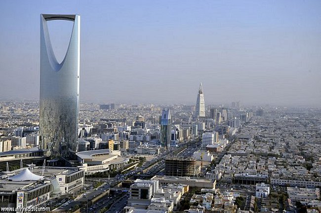 تصريح من وزارة الداخلية السعودية بشأن استقدام عوائل المقيمين ومنحهم اقامة نظامية