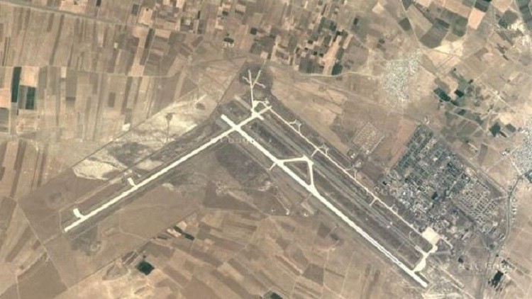 مطار همدان الايراني