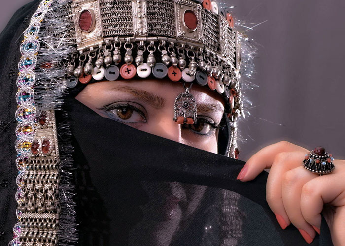 موقع «رانكر» يُعلن تصنيفه لأجمل نساء الشرق الأوسط.. وهذه مرتبة اليمنيات