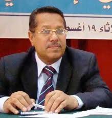 أحمد عبيد بن دغر وزير الإتصالات وتقنية المعلومات 