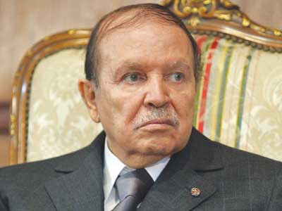 بوتفليقة الجزائر يلغي الانتخابات الرئاسية عام 2014 لتمديد ولايته «سنتين» وتعيين نائب له