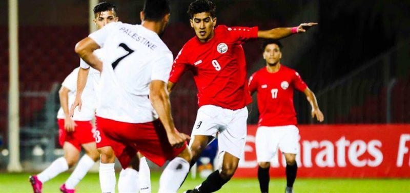 مهاجم المنتخب الوطني عمر الداحي يتوج بلقب أفضل لاعب في غرب آسيا