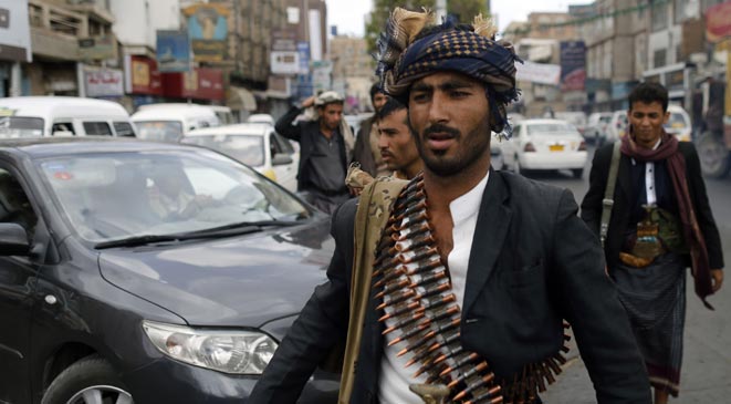 أسرار وخفايا استهداف منزل القيادي الحوثي المتوكل بإب وخلافات عميقة بين قيادات الحوثي