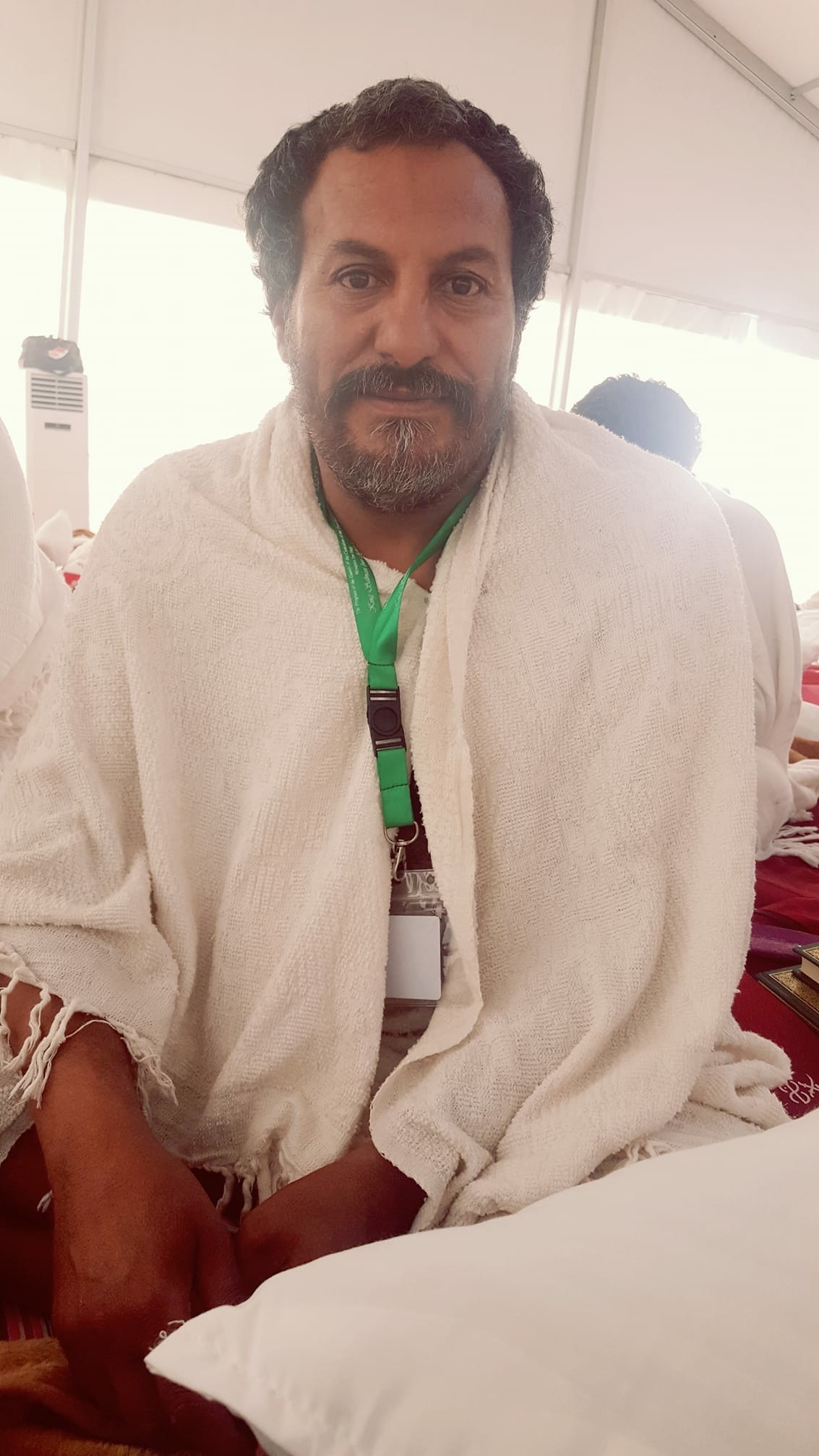 حاج يمني يعفو عن قاتل ابنه على صعيد عرفات بعد قرابة 3 سنوات على القضية