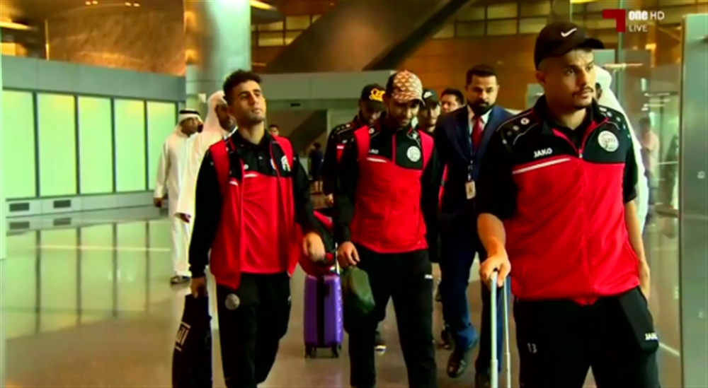 الأحمر يصل العاصمة القطرية الدوحة