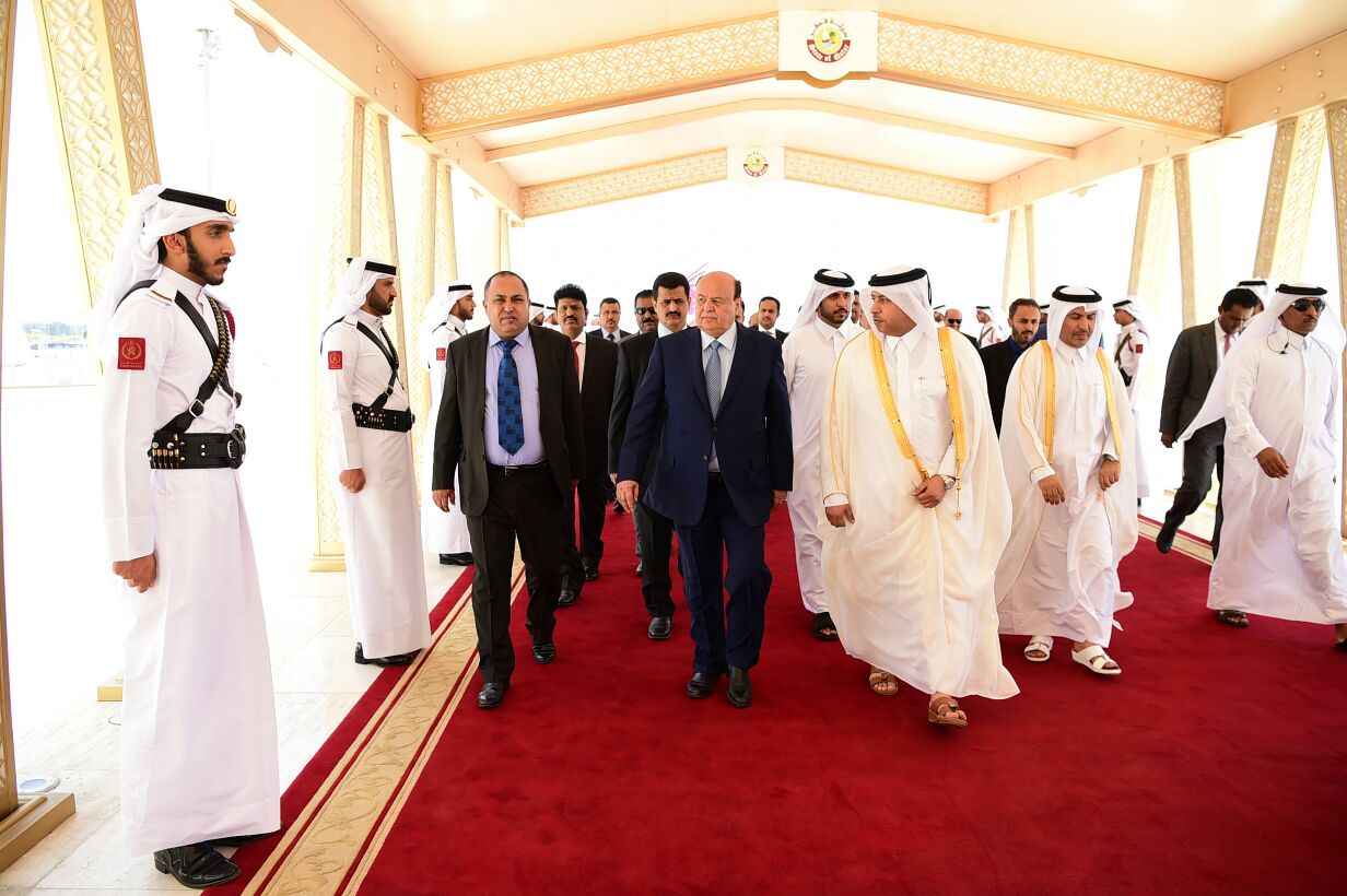 صورة أولية لوصول الرئيس هادي إلى مطار حمد الدولي في قطر