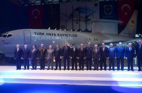 اردوغان يشهد الإعلان عن تصنيع أول طائرة تركية 100%