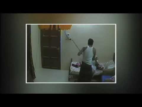 بالفيديو: كاميرا سرية تكشف اعتداء وضرب الثمانيني العاجز على يد خادم آسيوي