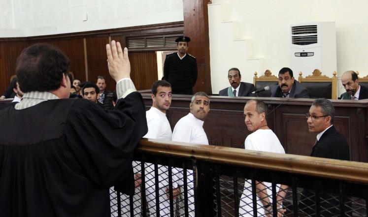 السجن من 7 إلى 10 سنوات لصحفيي الجزيرة بمصر