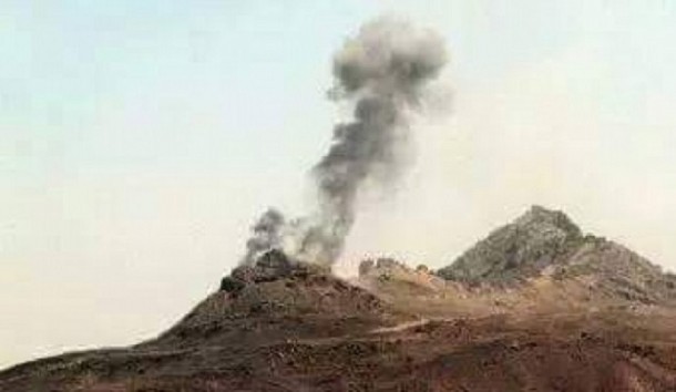 تواصل المعارك بمأرب وحوثيون يسلمون أسلحة ودبابات للجيش