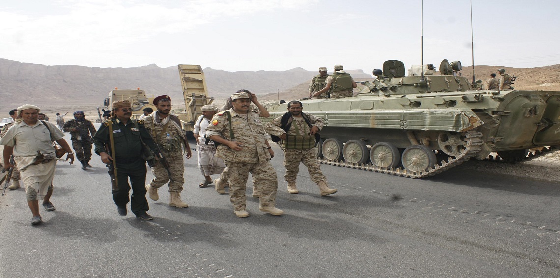 مقتل مسؤول أمني والجيش يأسر 12 حوثيًا ويواصل انتصاراته في مخدرة مأرب