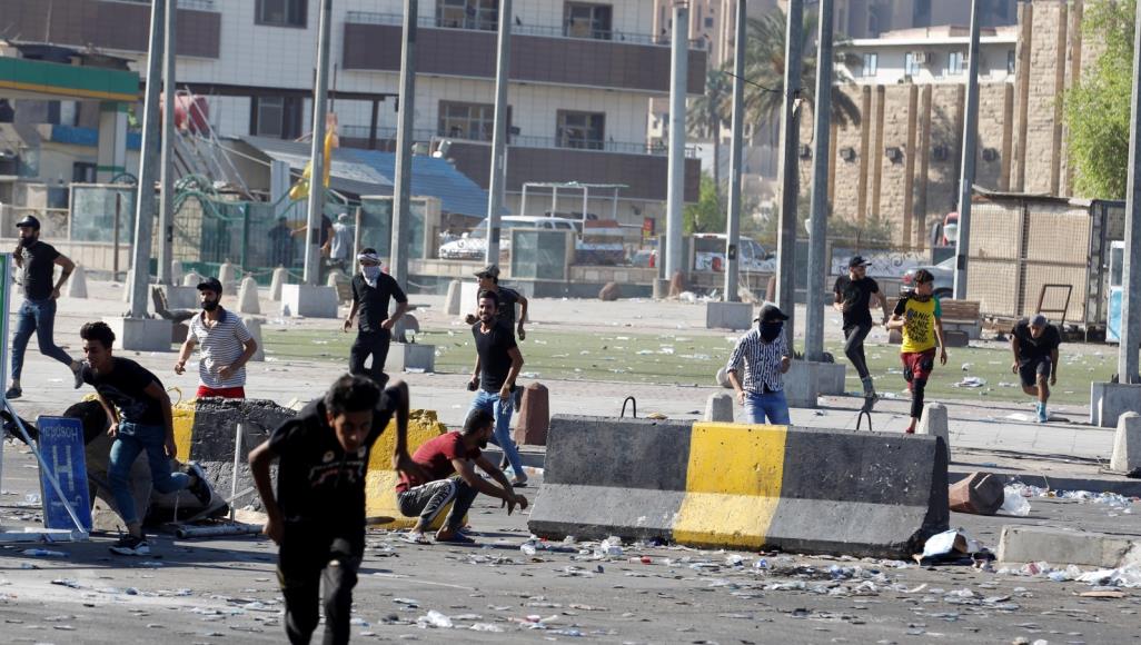 يوم دامي في العراق.. مقتل 13 متظاهراً برصاص قوات الأمن