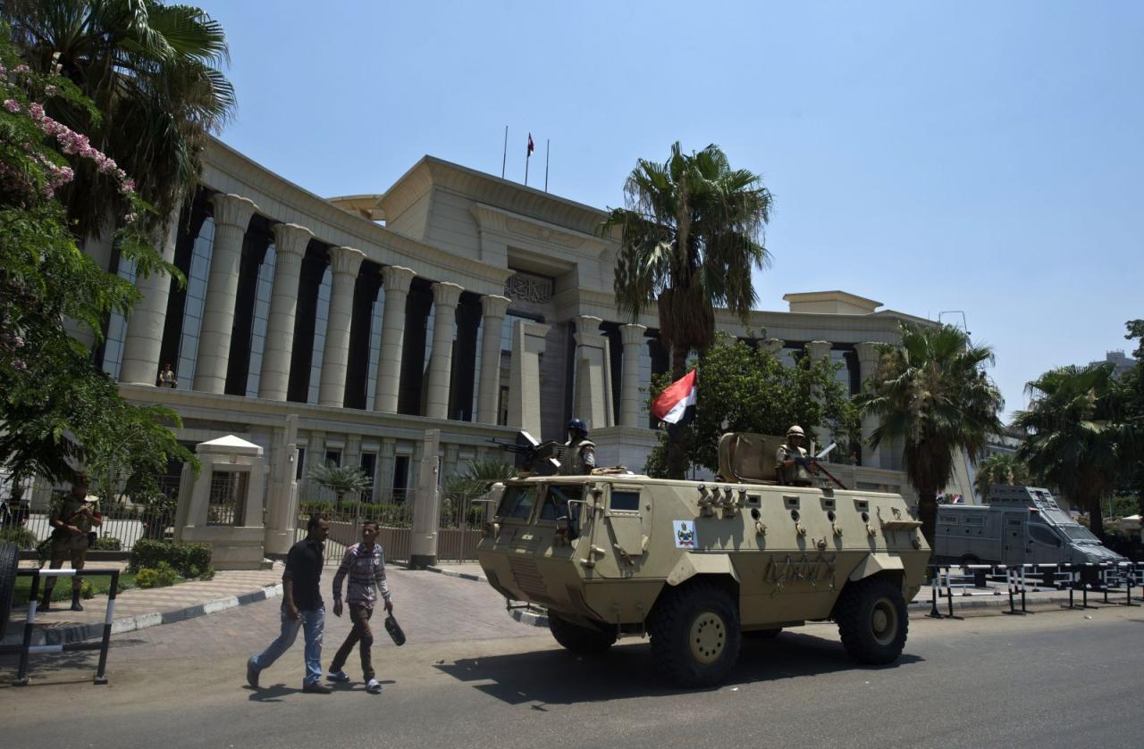السلطات المصرية نفذت أول حكم بالإعدام صادر عن محكمة مدنية في 7 م