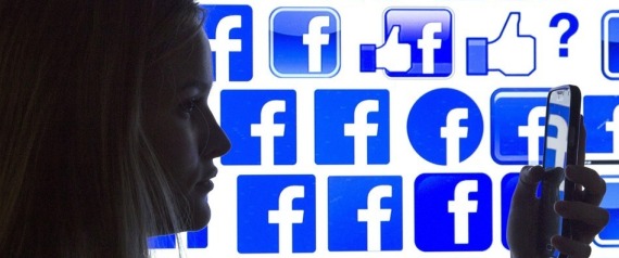 وداعاً للابتزاز.. فيسبوك يُشعر مستخدميه بانتحال شخصياتهم (صور)