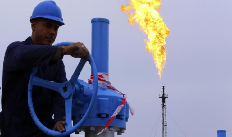 تراجع عائدات اليمن من صادرات النفط 892 مليون دولار في 11 شهر