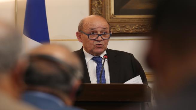 وزير الخارجية الفرنسي: السعودية تبدي استعداداً لهدنة في اليمن