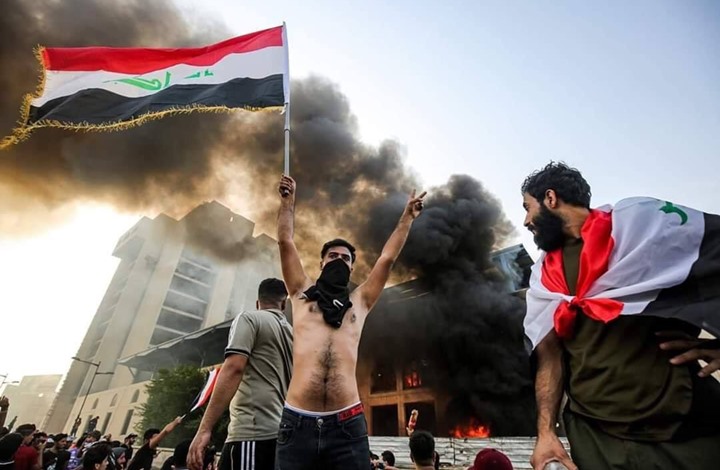 أكثر الأيام دموية باحتجاجات العراق.. 32 قتيلاً في الناصرية