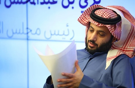 هجوم المستشار في الديوان الملكي السعودي تركي آل شيخ على قطر، يشعل مواقع التواصل الاجتماعي ويزيد من الغضب