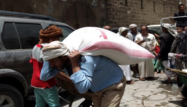 استئناف استيراد القمح في اليمن