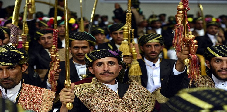 بالفيديو.. حفل زفاف يمني في جدة السعودية يتحوّل إلى حلبة مصارعة
