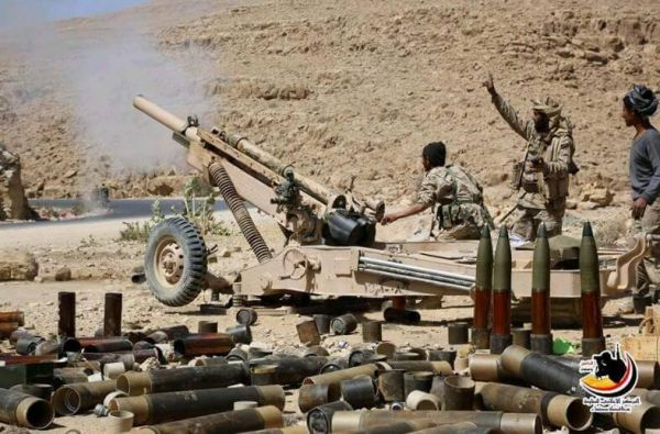 قذائف الجيش والمقاومة تستهدف لأول مرة مواقع مليشيا الحوثي بمديرية أرحب شمال صنعاء (صور)